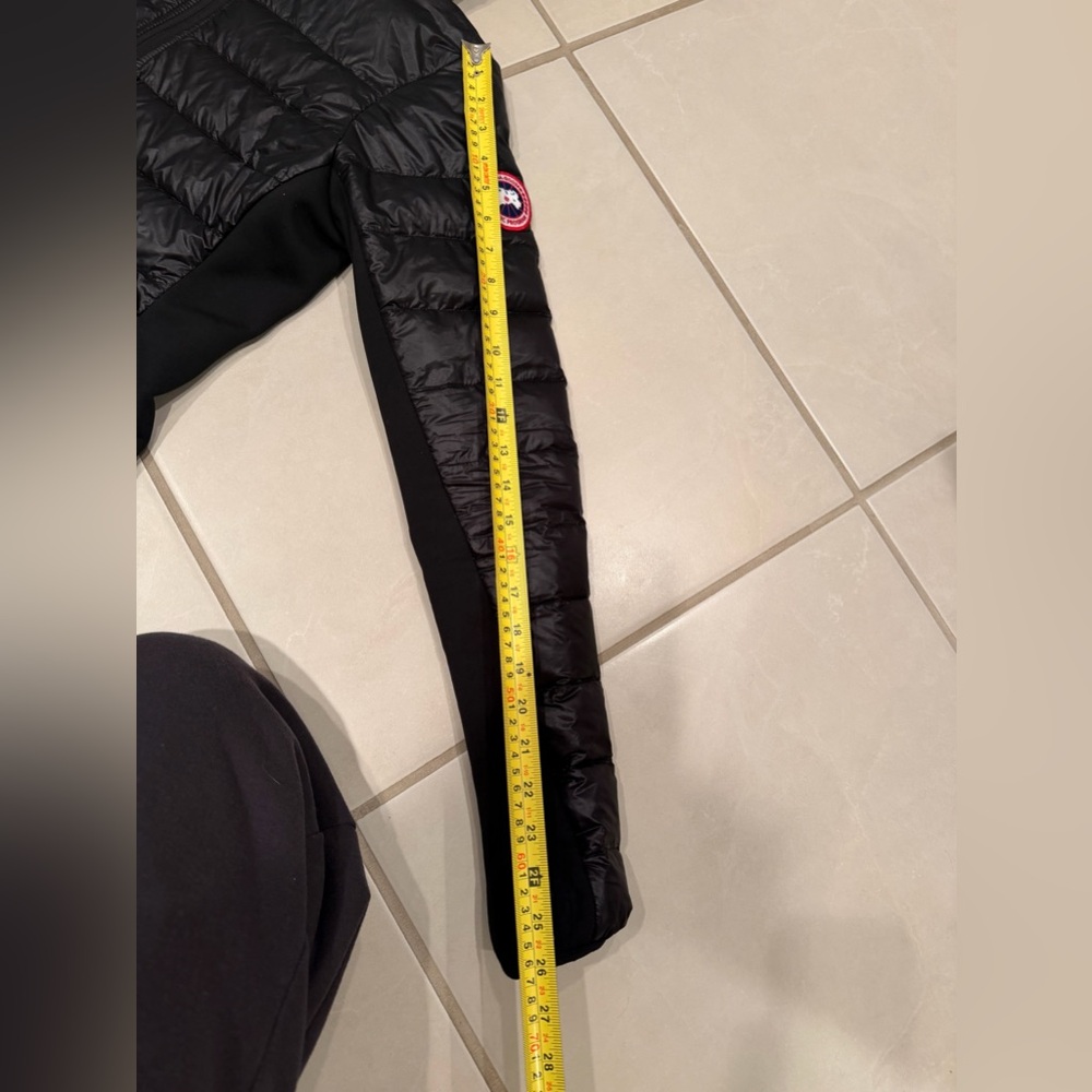 Canada Goose Black Puffer Jacket - Picture 15 of 16